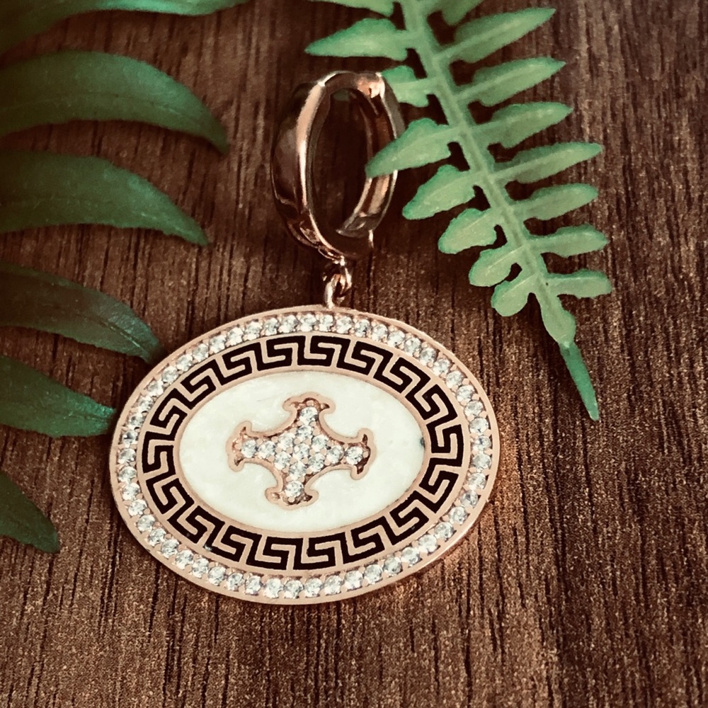 Rose gold silver nacklace or earing!